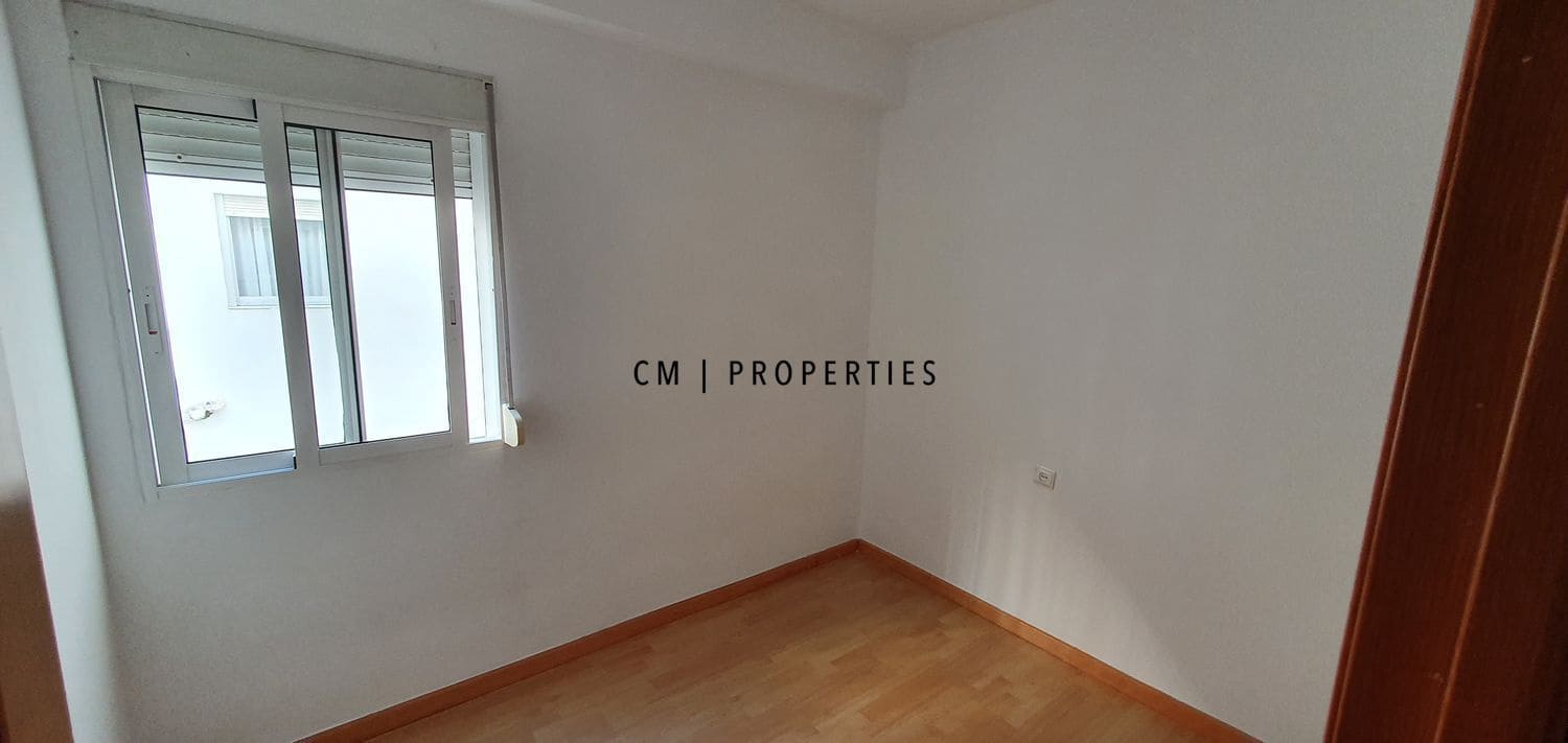 4 sypialnia Mieszkanie do wynajęcia w Miasto Walencja - 1 450 € (Ref: 9363023)