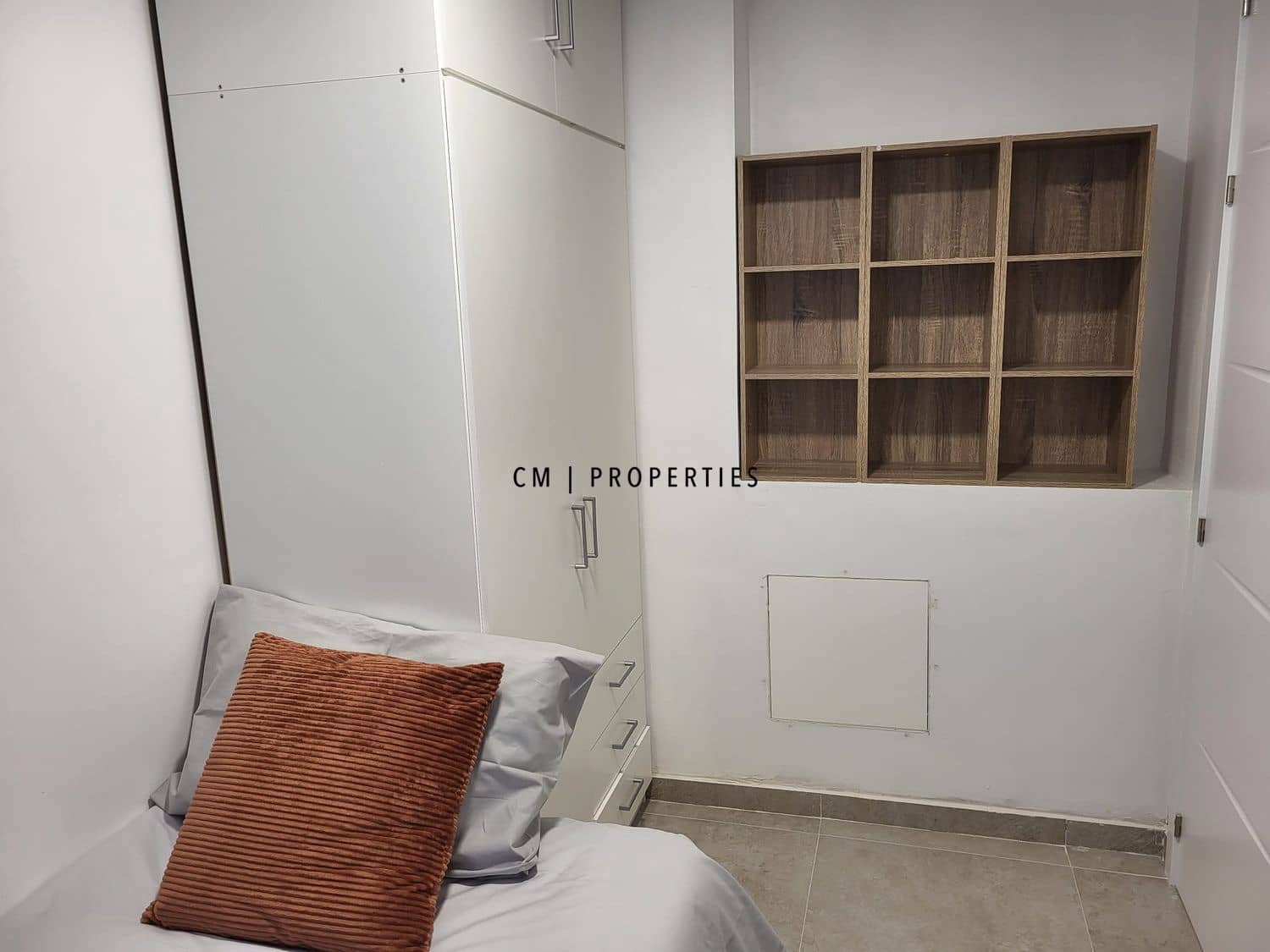 3 sovrum Lägenhet att hyra i Valencia stad - 1 700 € (Ref: 9378388)