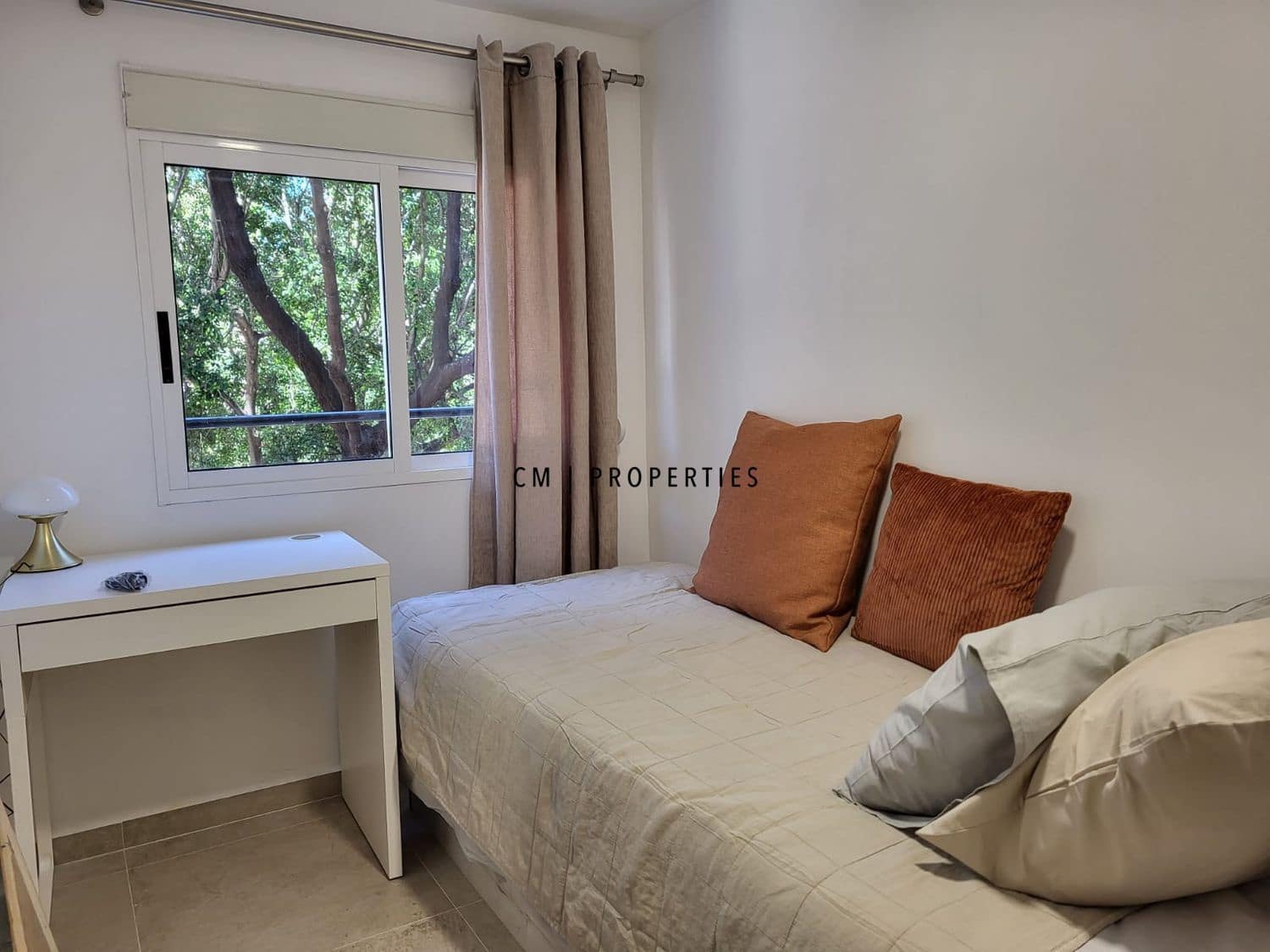3 sovrum Lägenhet att hyra i Valencia stad - 1 700 € (Ref: 9378388)