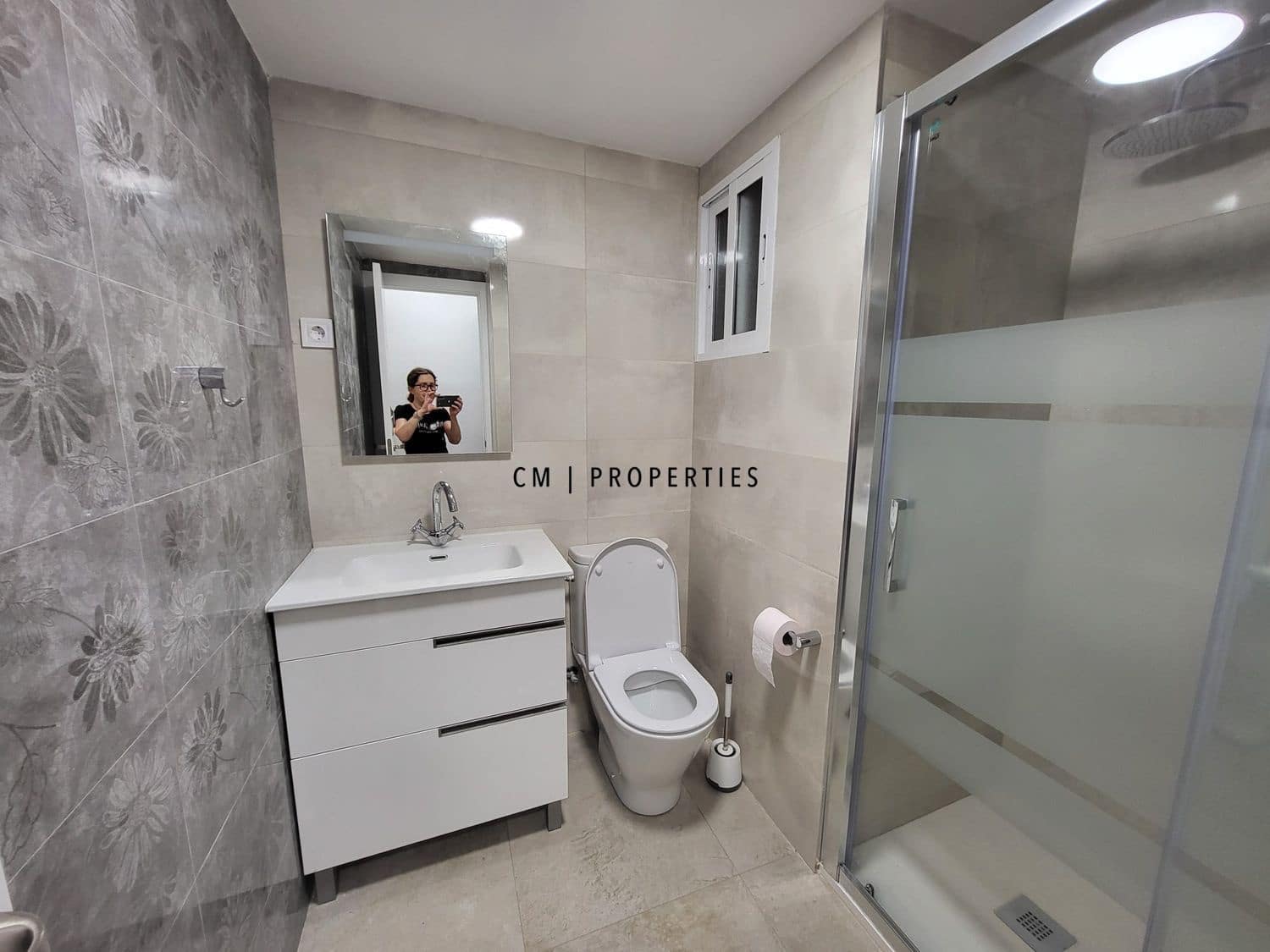 3 sovrum Lägenhet att hyra i Valencia stad - 1 700 € (Ref: 9378388)