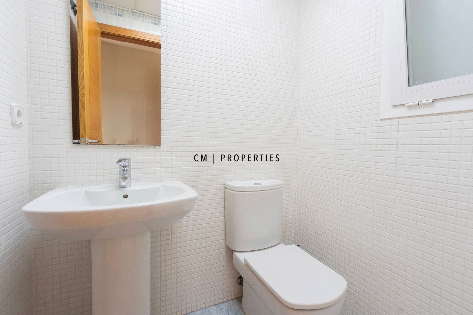 4 soveværelse Lejlighed til salg i Moncada med garage - € 550.000 (Ref: 9378389)