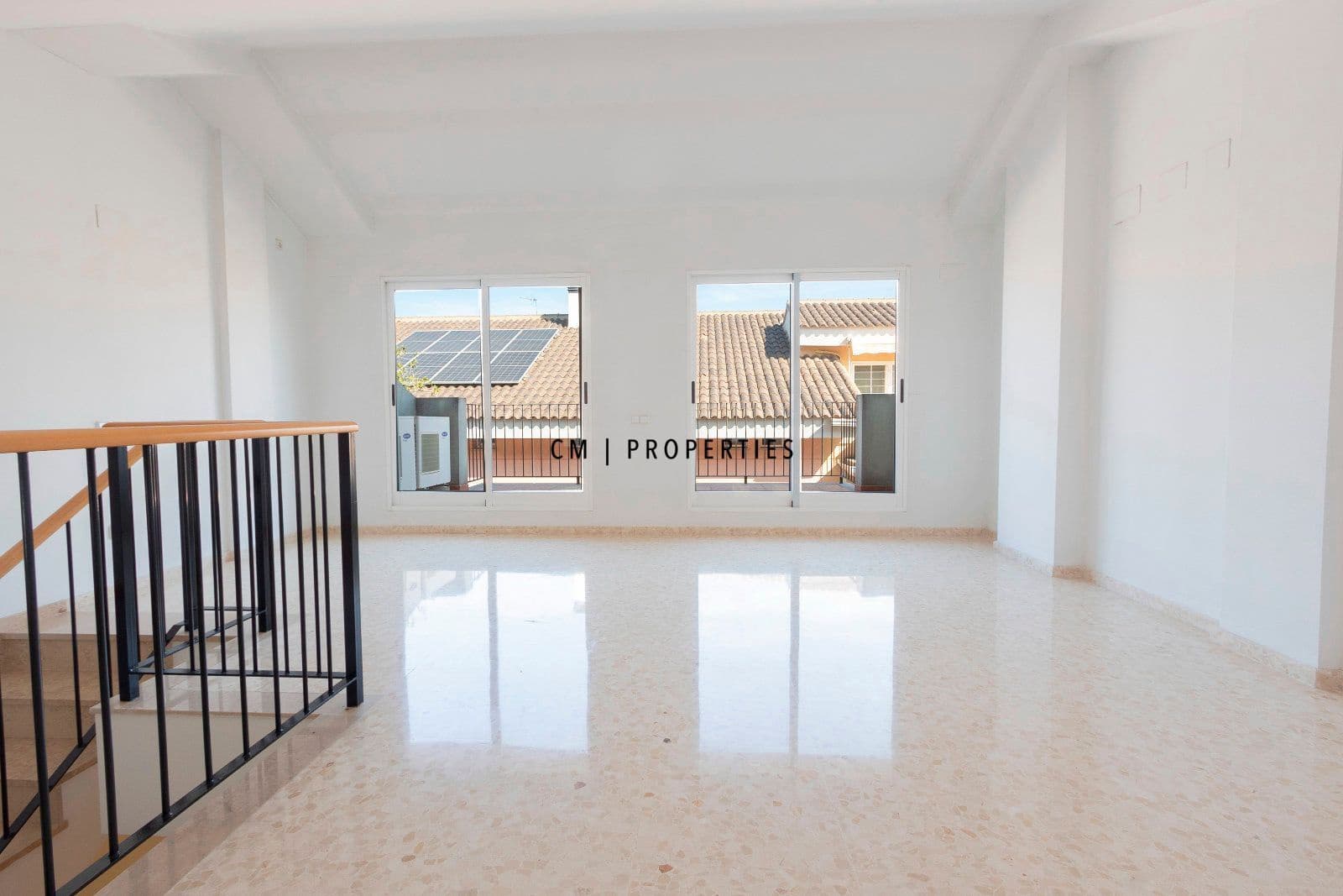 4 soveværelse Lejlighed til salg i Moncada med garage - € 550.000 (Ref: 9378389)