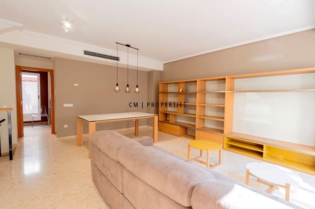 4 soveværelse Lejlighed til salg i Moncada med garage - € 550.000 (Ref: 9378389)