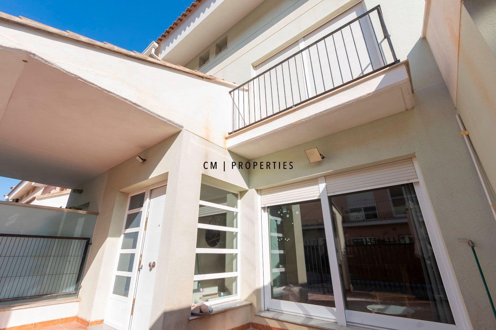 4 soveværelse Lejlighed til salg i Moncada med garage - € 550.000 (Ref: 9378389)