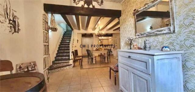 2 bedroom Villa for sale in Sant Francesc, Valencia city - € 440,000 (Ref: 9378390)