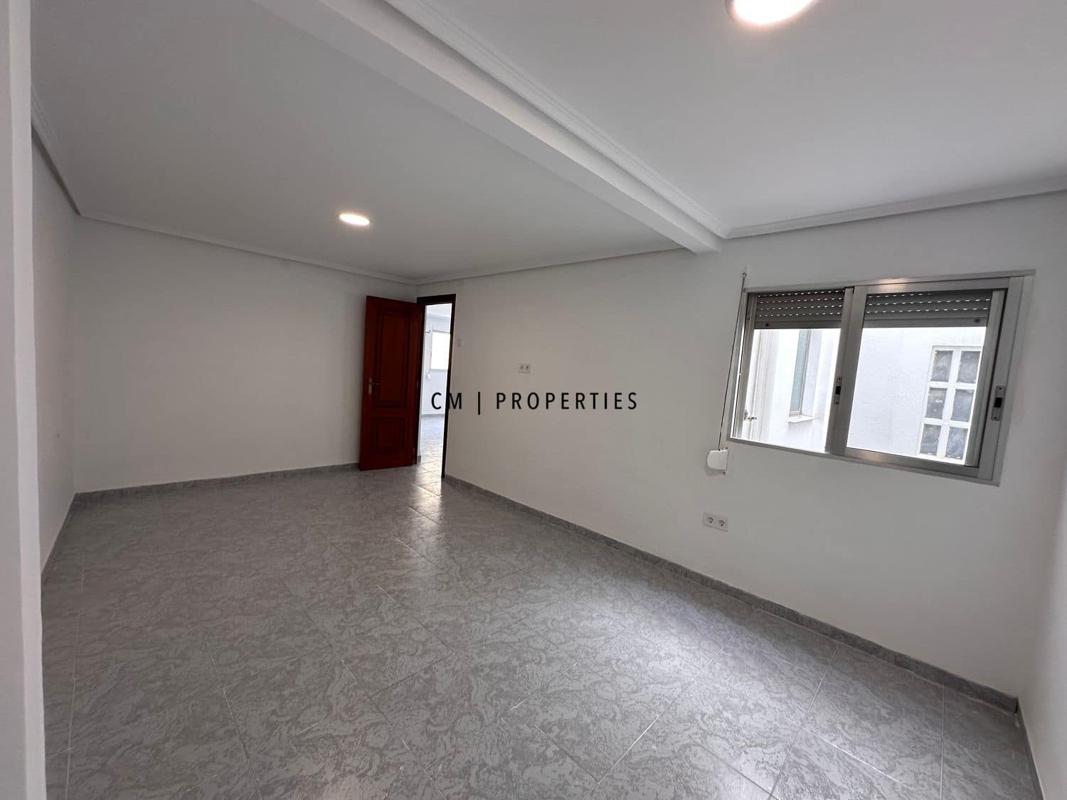 2 soveværelse Lejlighed til leje i Valencia by - € 1.200 (Ref: 9378452)