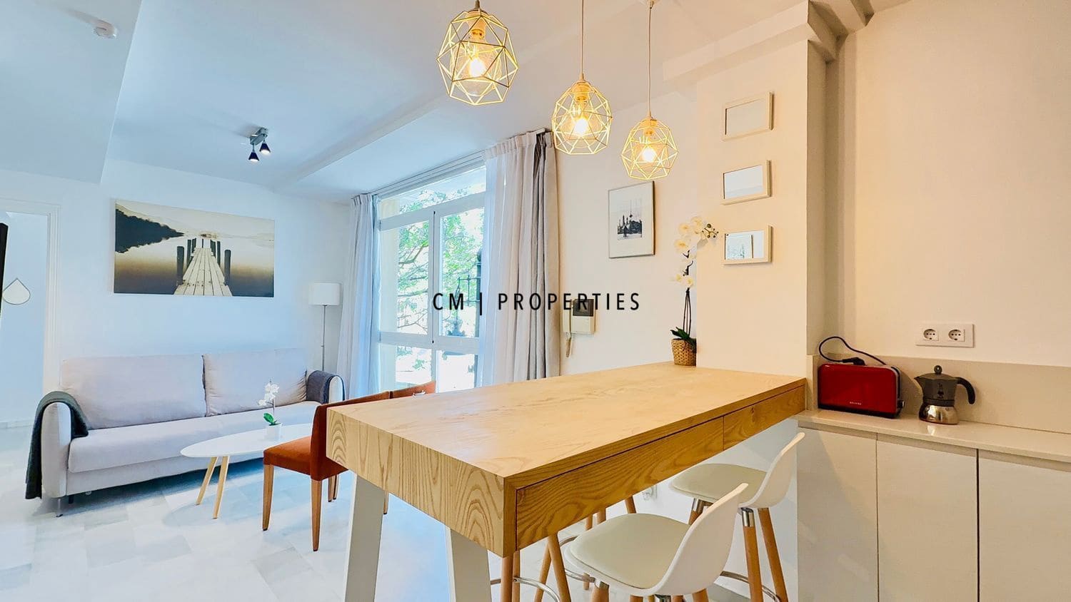 1 soverom Leilighet til leie i Valencia by - € 1 400 (Ref: 9378454)