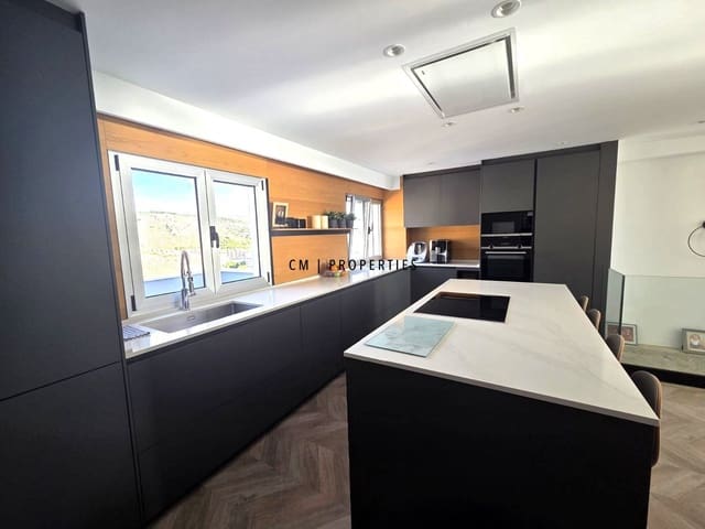 3 soverom Penthouse til salgs i Sant Antoni, Cullera med svømmebasseng - € 699 000 (Ref: 9379734)