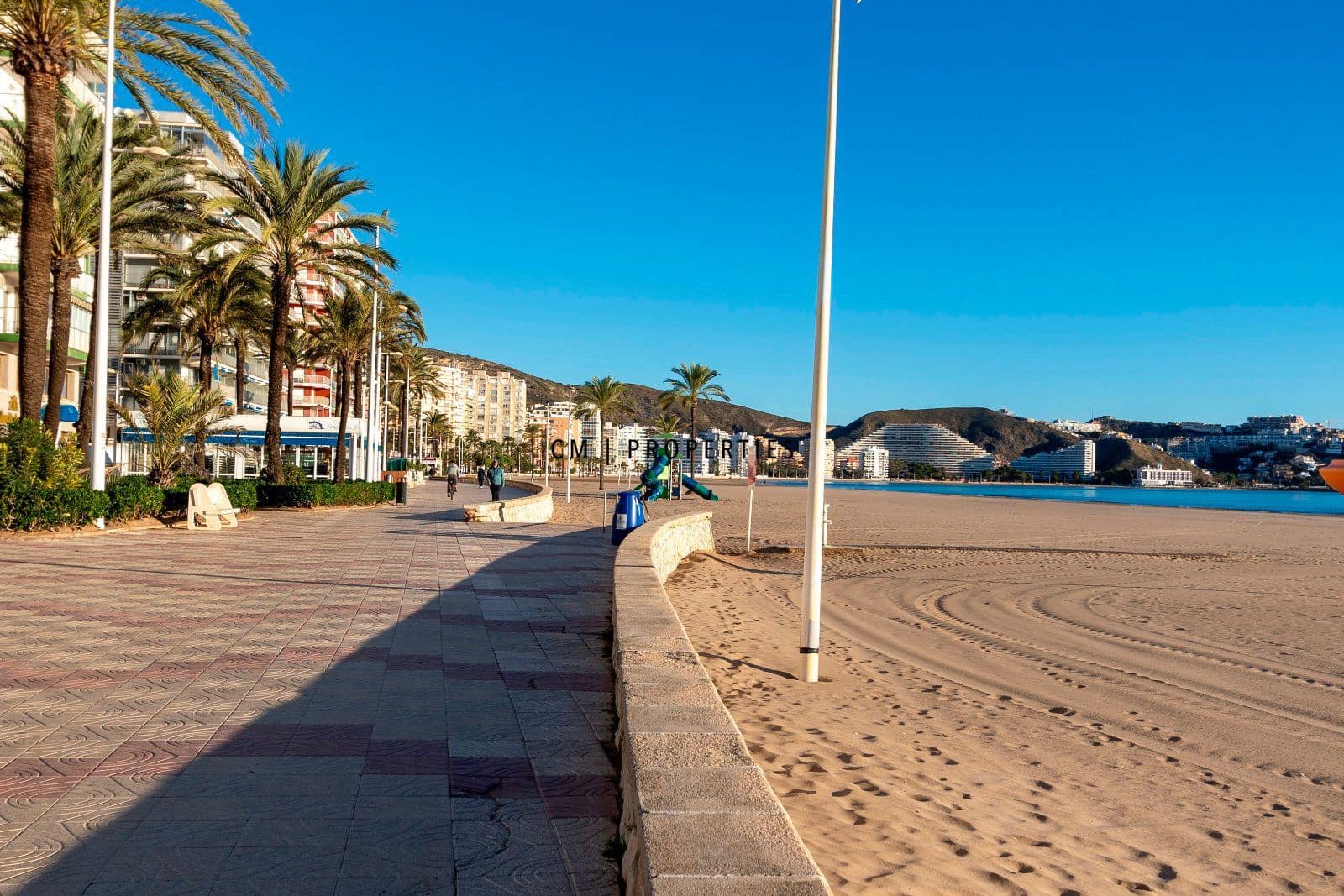 3 slaapkamer Penthouse te koop in Cullera met zwembad - € 699.000 (Ref: 9379734)