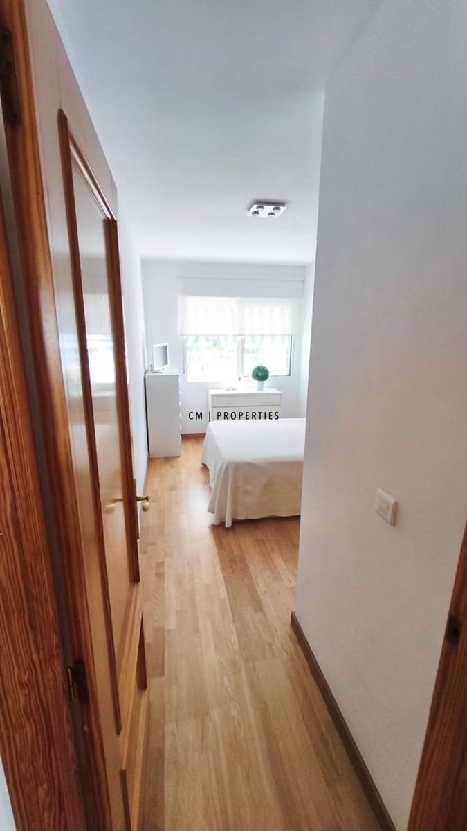 3 soverom Leilighet til salgs i Valencia by med svømmebasseng - € 305 000 (Ref: 9379735)