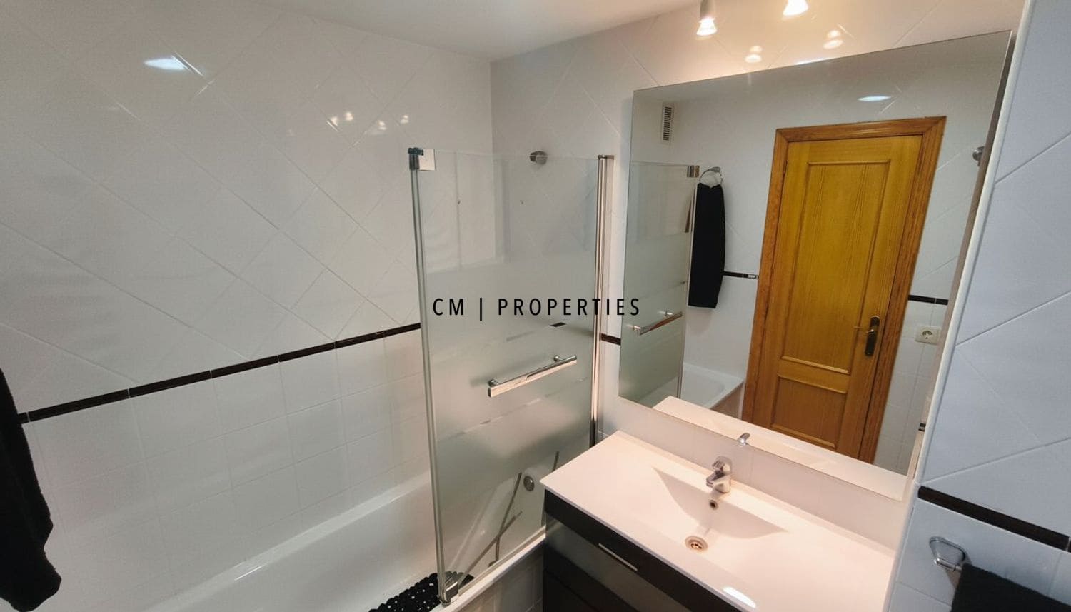 3 soverom Leilighet til salgs i Valencia by med svømmebasseng - € 305 000 (Ref: 9379735)