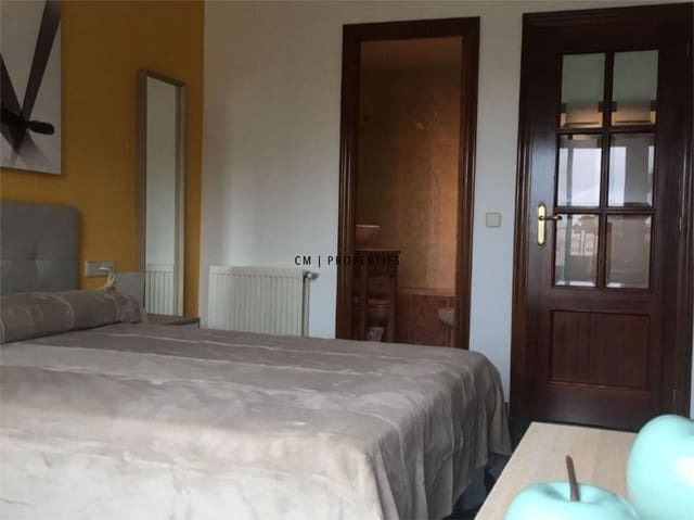 4 soveværelse Lejlighed til salg i Cabanyal-Canyamelar, Valencia by med garage - € 495.000 (Ref: 9380174)