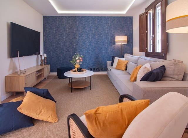 5 soveværelse Byhus til leje i Benicalap, Valencia by med swimmingpool garage - € 6.500 (Ref: 9386744)