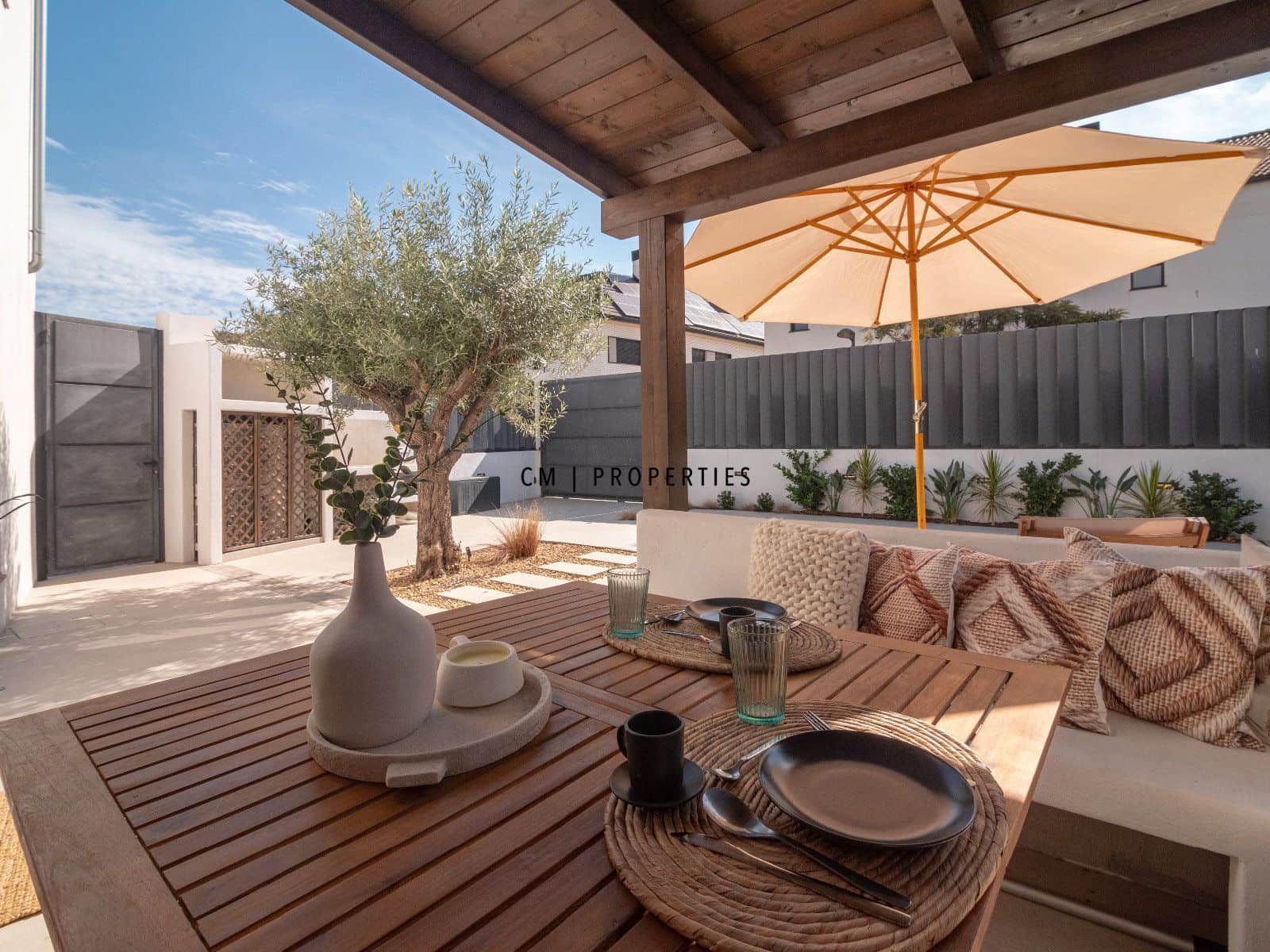 5 sovrum Hus att hyra i Valencia stad med pool garage - 6 500 € (Ref: 9386744)