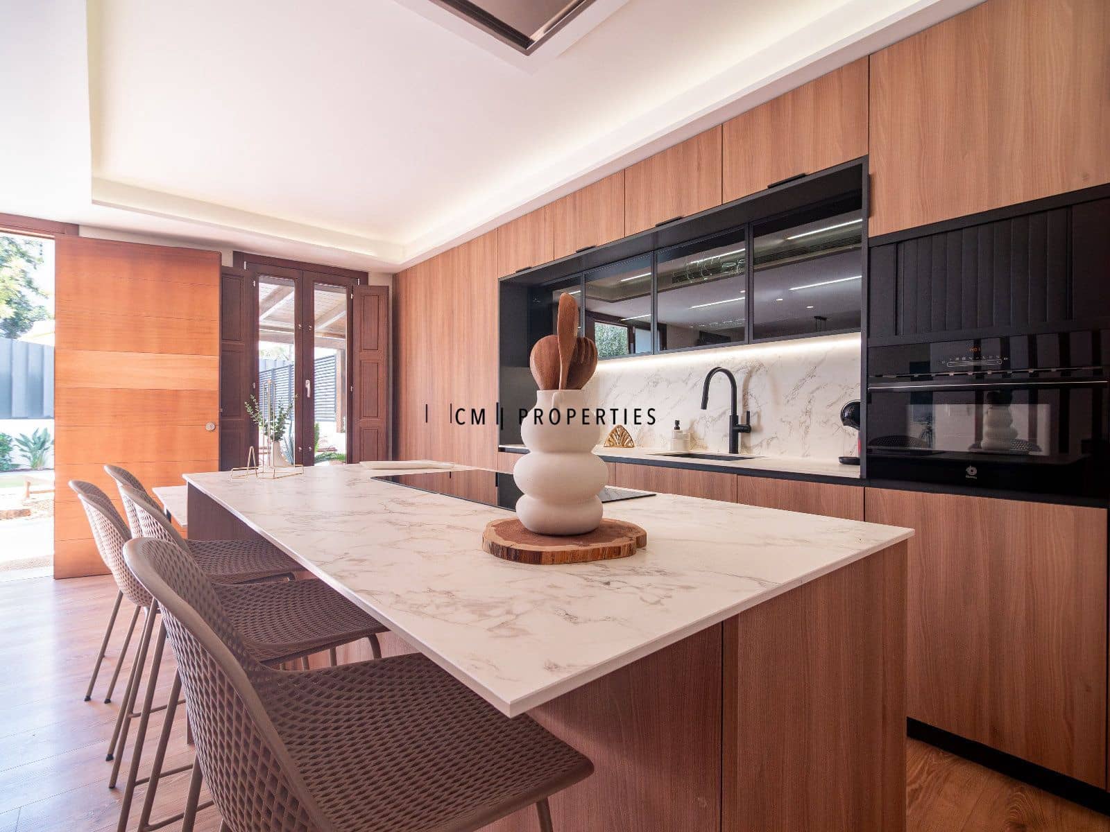 5 sovrum Hus att hyra i Valencia stad med pool garage - 6 500 € (Ref: 9386744)