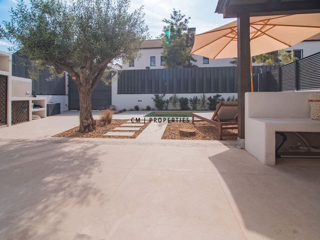 5 soveværelse Byhus til leje i Benicalap, Valencia by med swimmingpool garage - € 6.500 (Ref: 9386744)