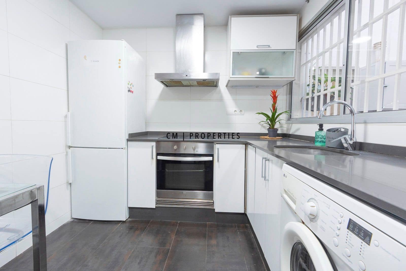 3 soveværelse Lejlighed til leje i Valencia by med garage - € 1.950 (Ref: 9388493)