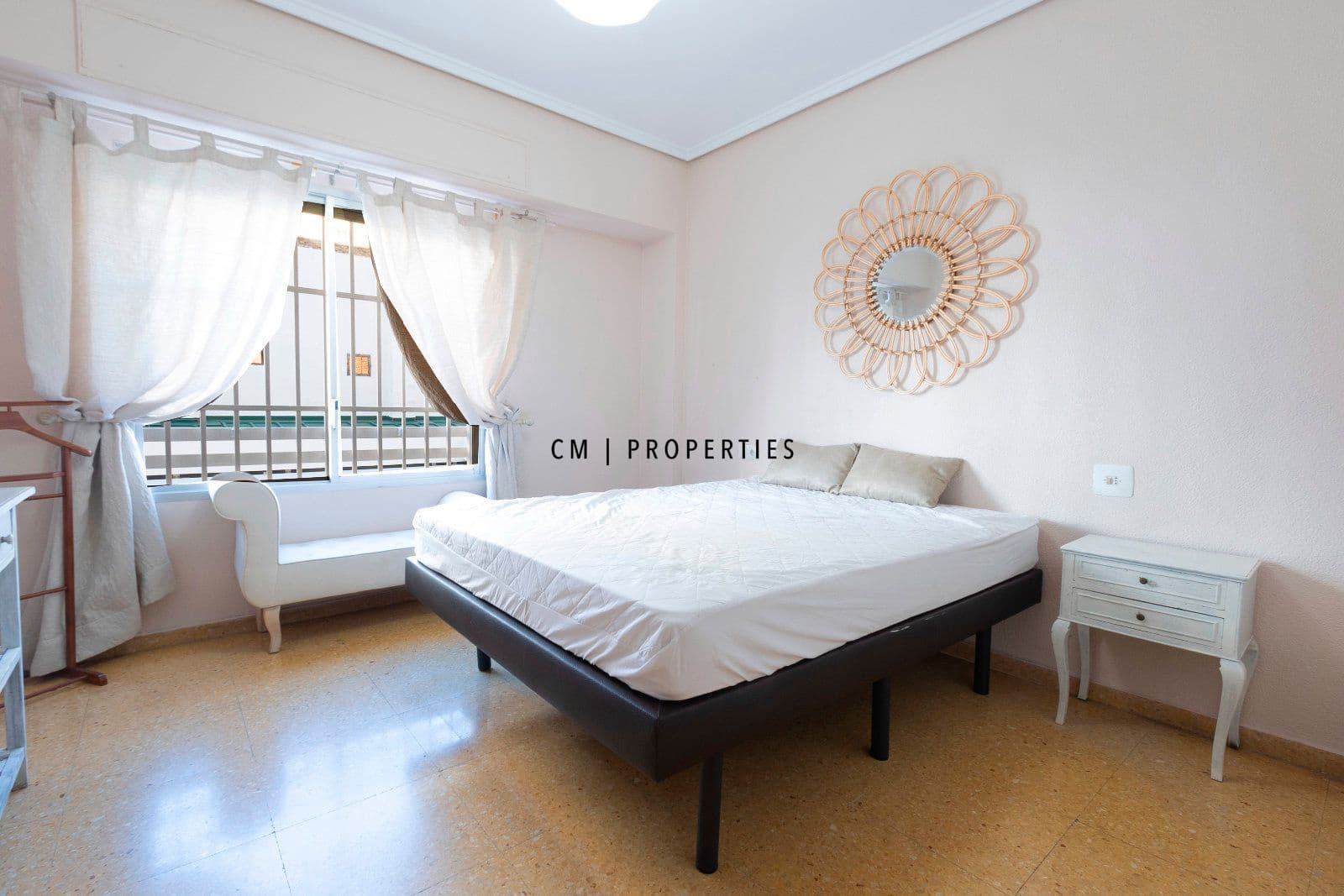 3 soveværelse Lejlighed til leje i Valencia by med garage - € 1.950 (Ref: 9388493)