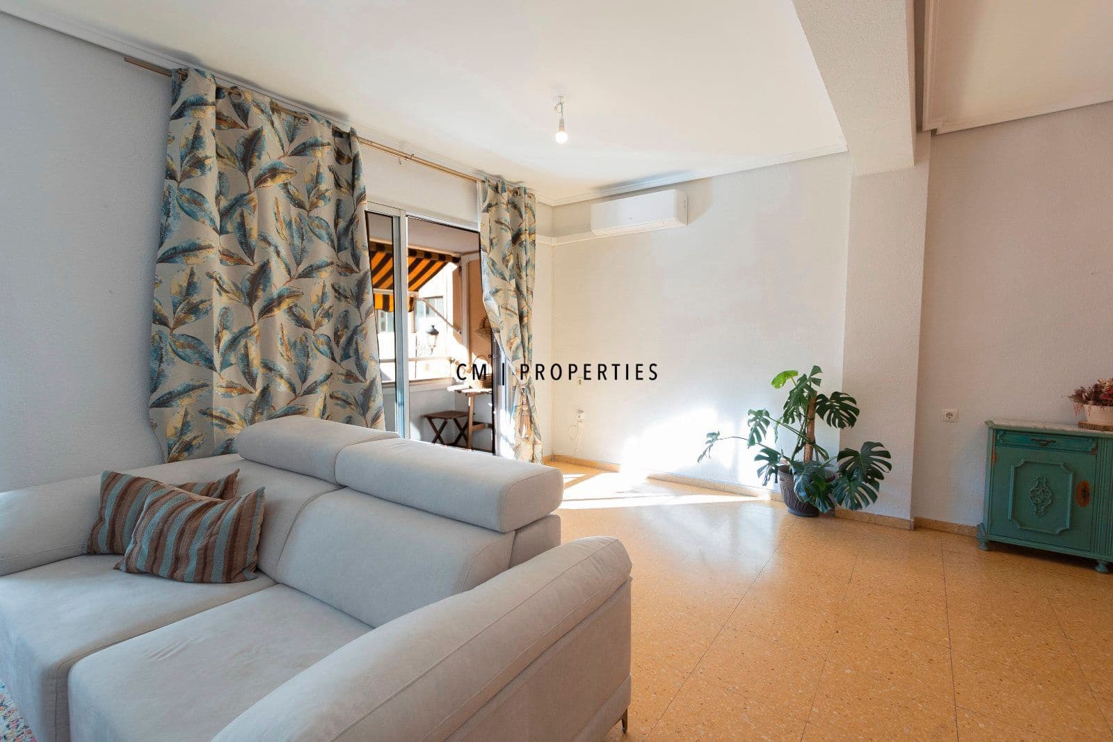 3 soveværelse Lejlighed til leje i Valencia by med garage - € 1.950 (Ref: 9388493)