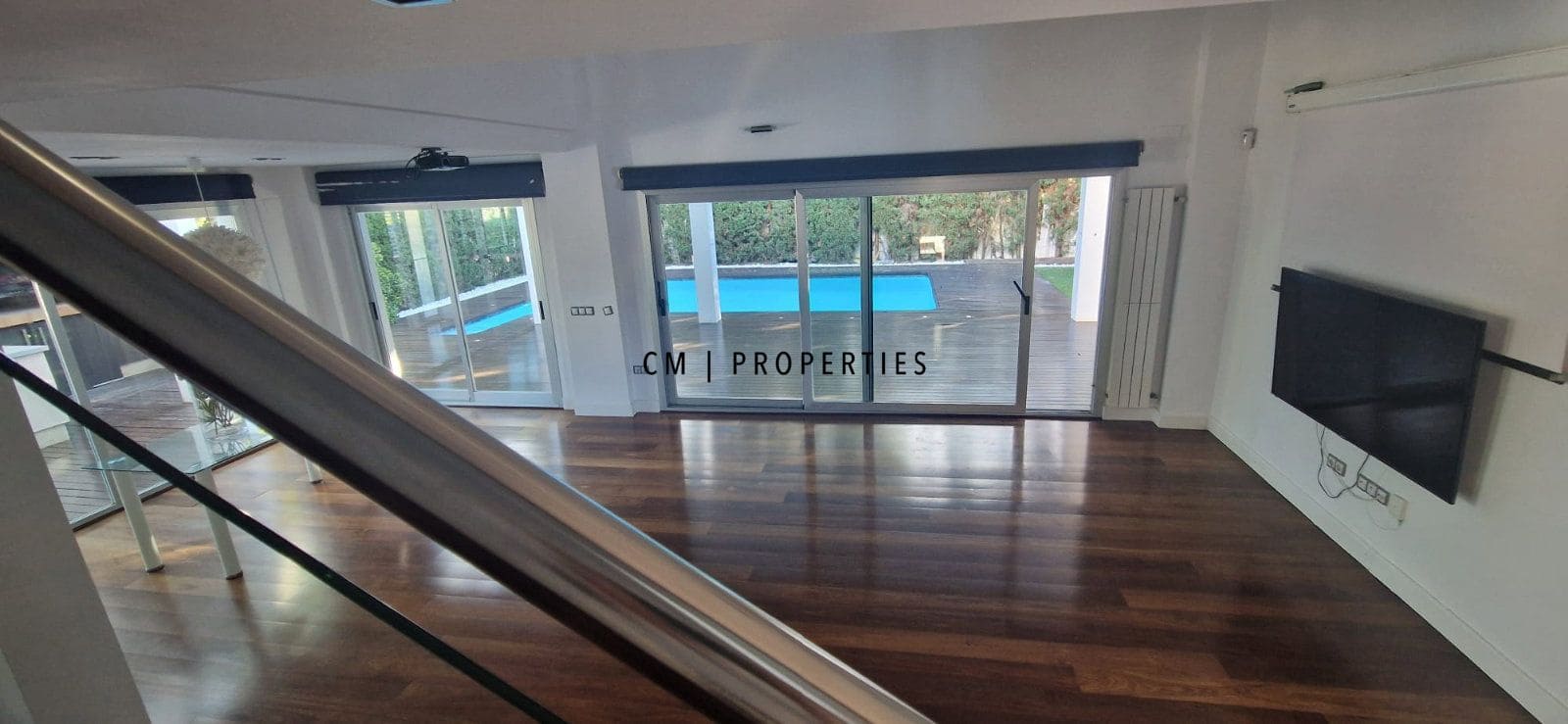 7 soverom Villa til salgs i Paterna med svømmebasseng garasje - € 1 000 000 (Ref: 9388494)