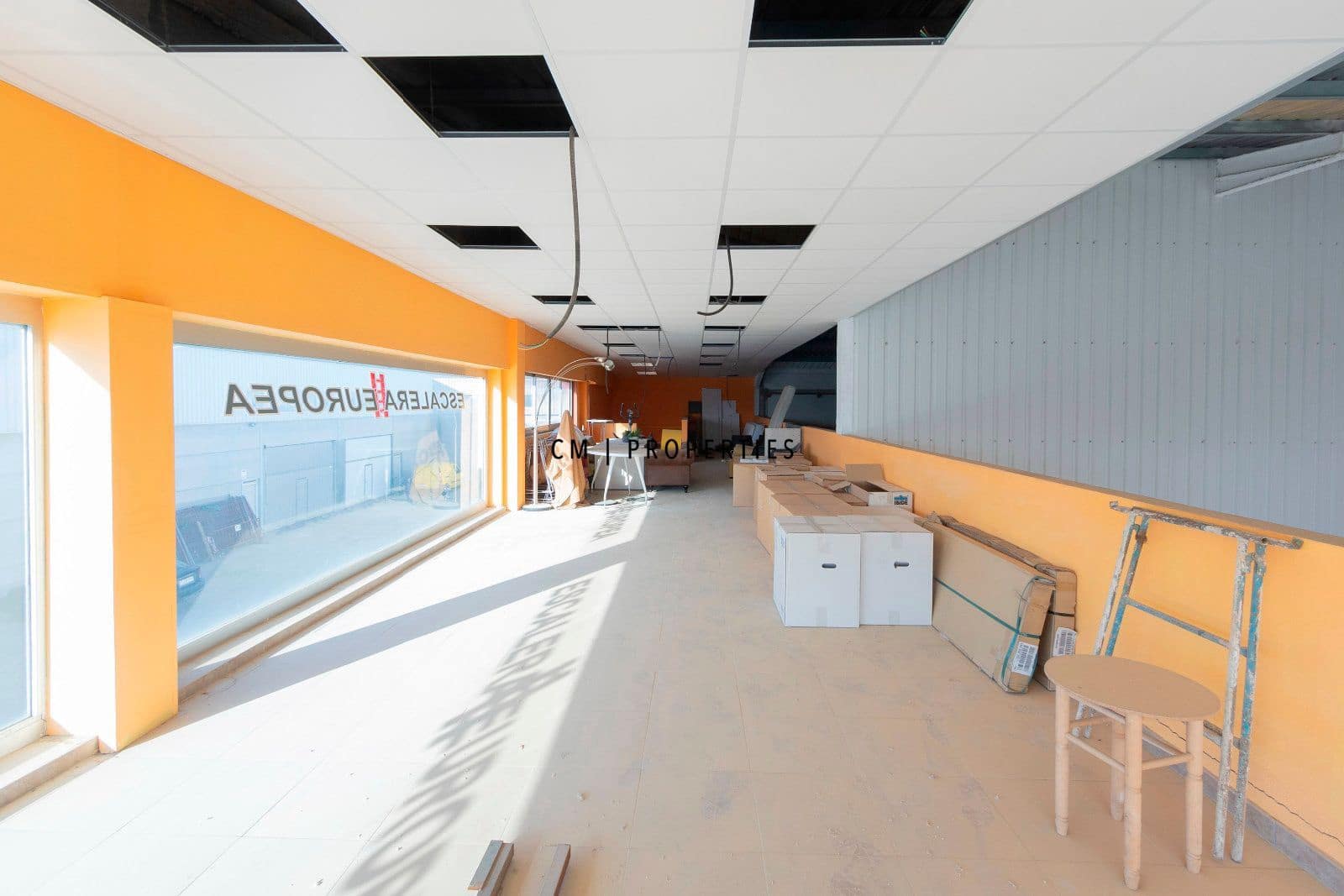 Kommersiell till salu i Canet d'En Berenguer med garage - 360 000 € (Ref: 9396888)