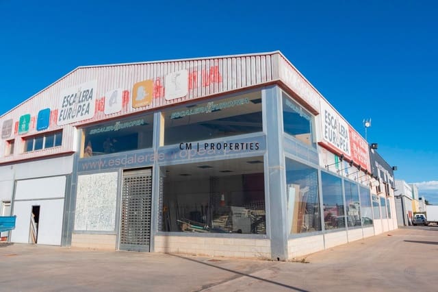 Commercial for sale in Canet d'En Berenguer with garage - € 360,000 (Ref: 9396888)
