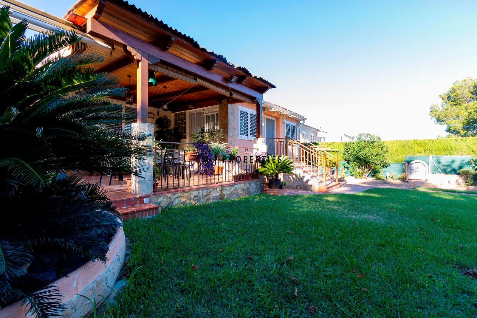 4 soverom Villa til salgs i Benifaio med svømmebasseng garasje - € 287 000 (Ref: 9397879)