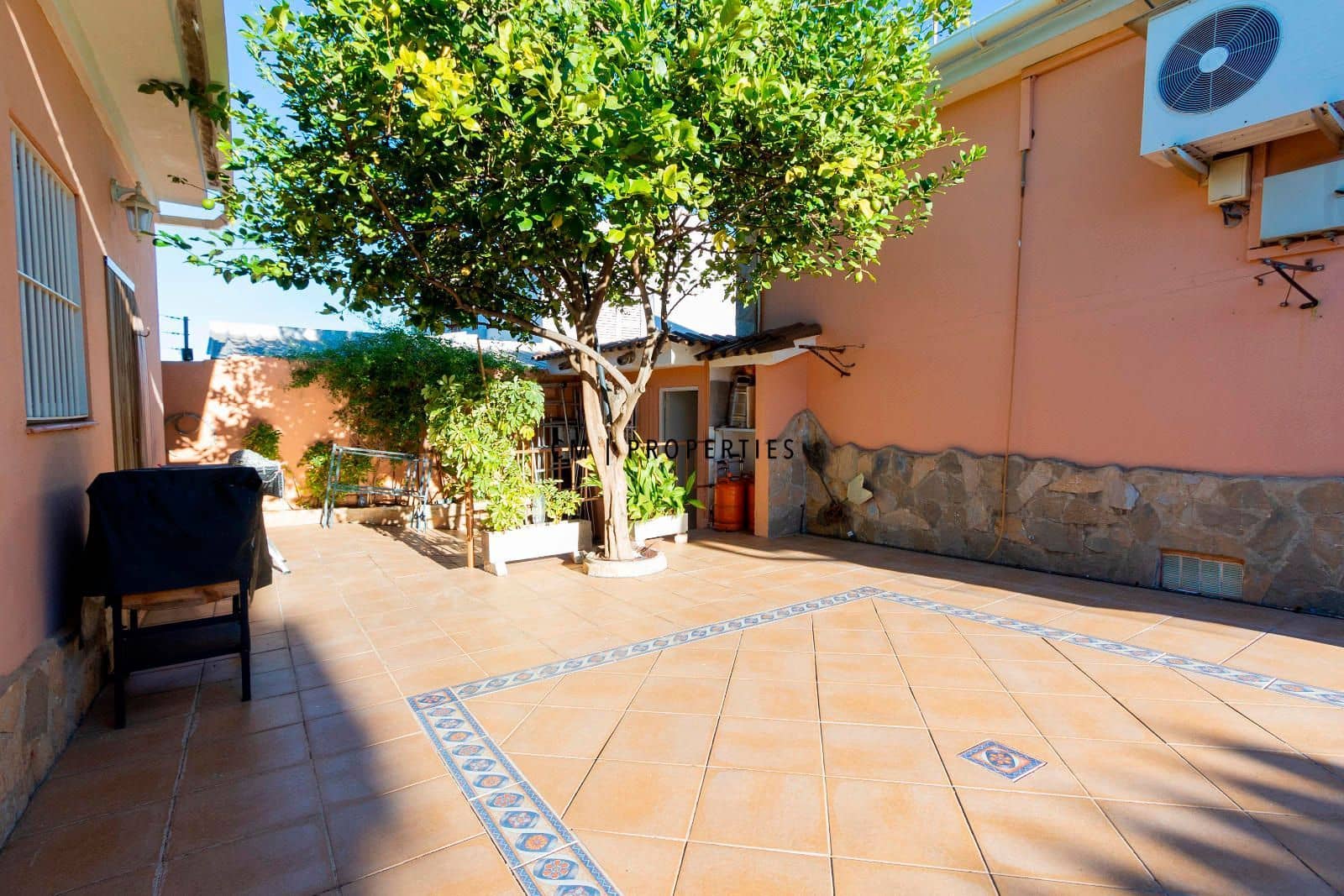 4 soverom Villa til salgs i Benifaio med svømmebasseng garasje - € 287 000 (Ref: 9397879)