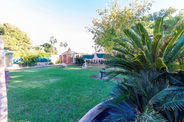 4 soverom Villa til salgs i Benifaió med svømmebasseng garasje - € 287 000 (Ref: 9397879)