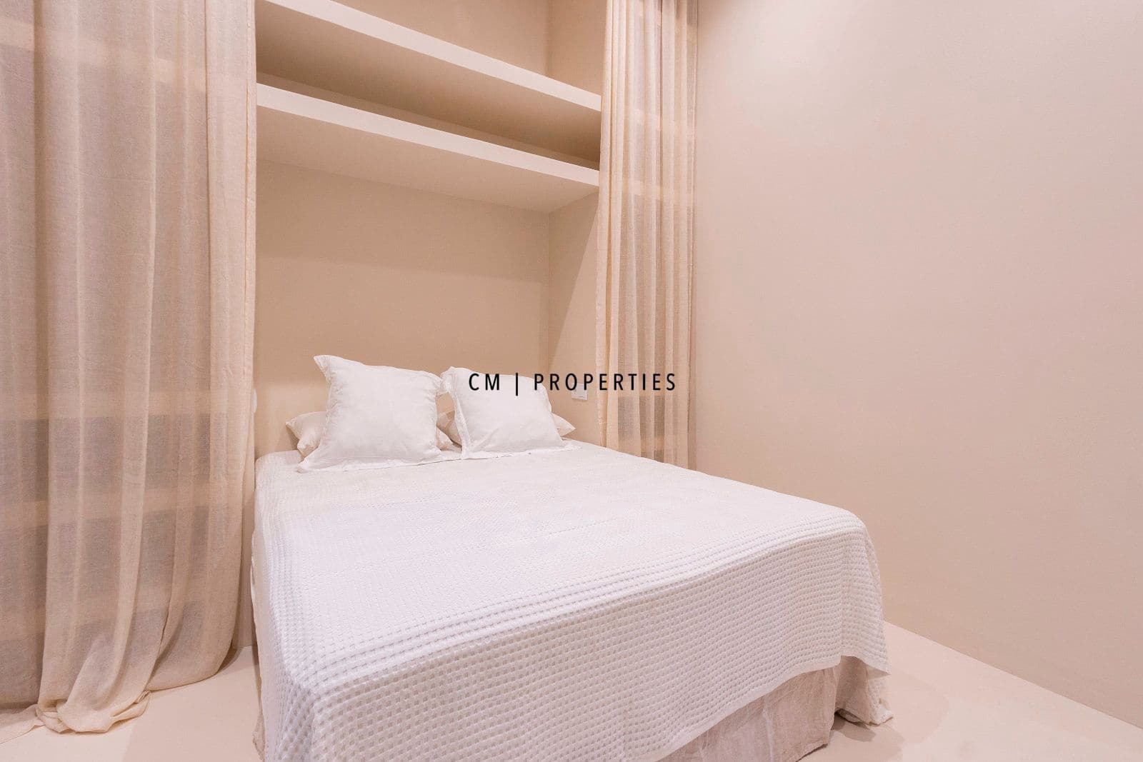 2 soveværelse Lejlighed til leje i Valencia by - € 2.250 (Ref: 9399965)