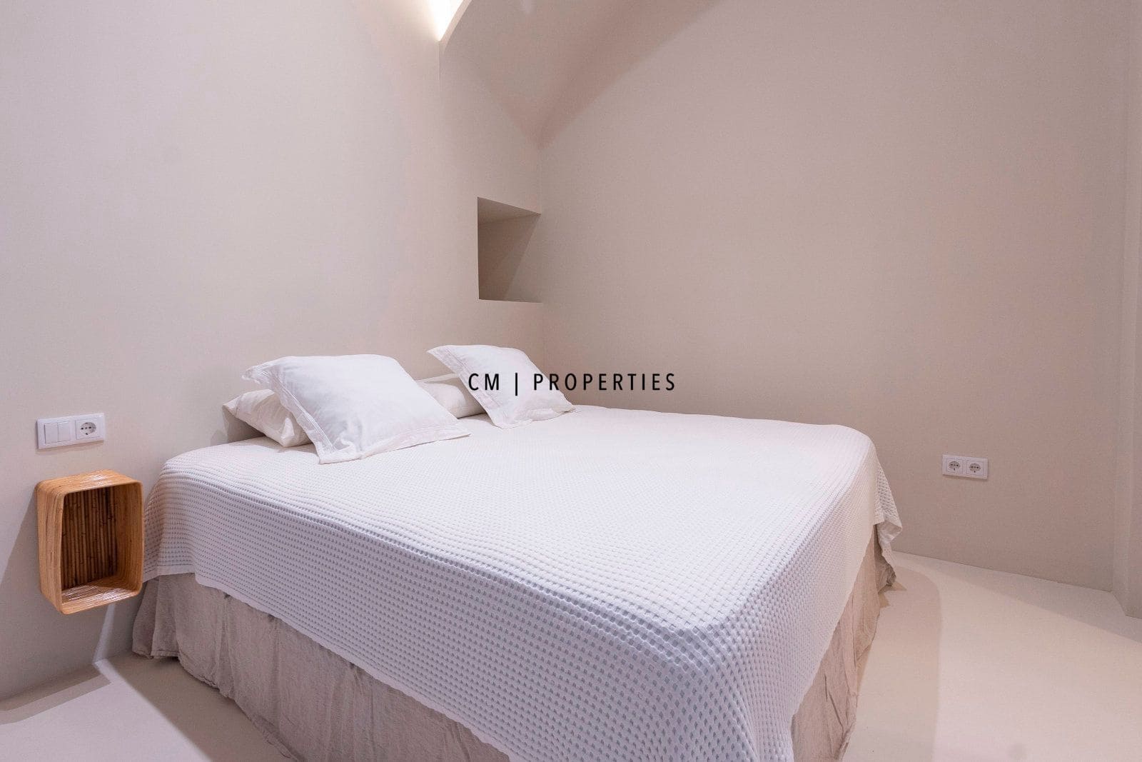 2 soveværelse Lejlighed til leje i Valencia by - € 2.250 (Ref: 9399965)