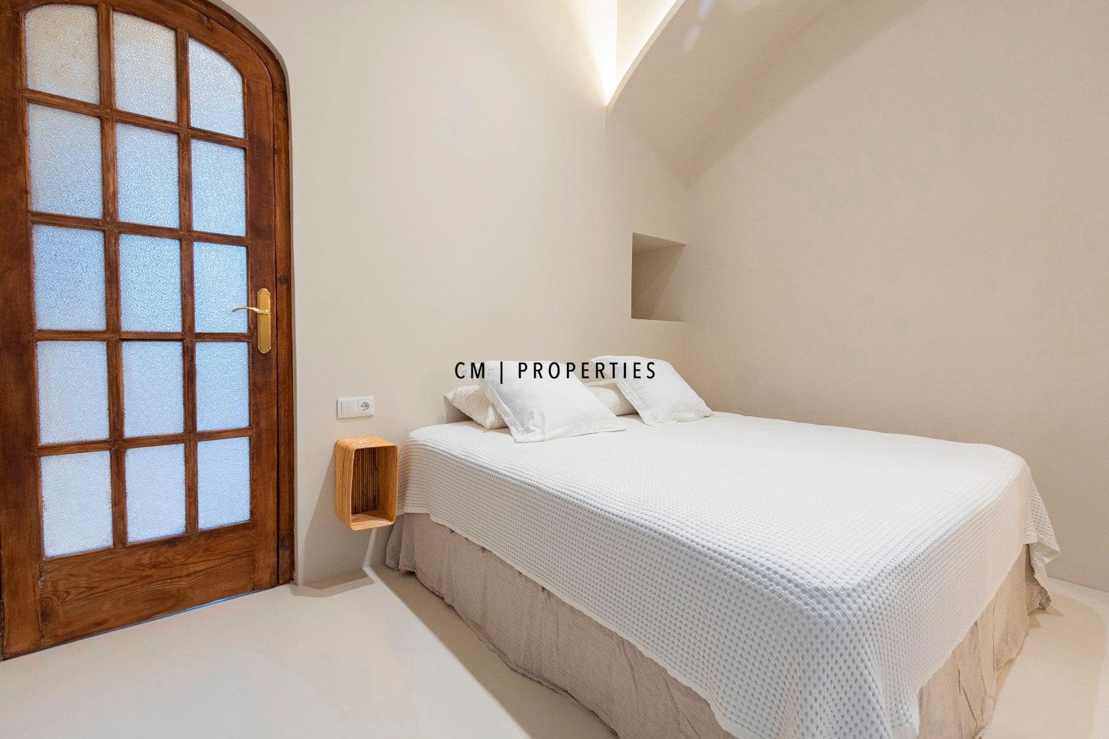 2 soveværelse Lejlighed til leje i Valencia by - € 2.250 (Ref: 9399965)