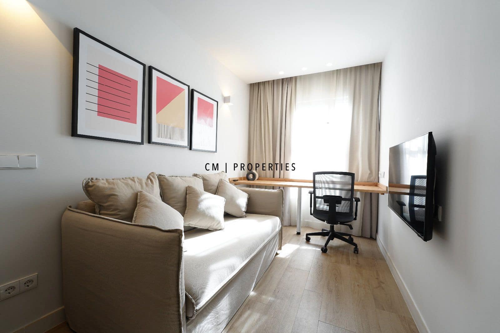 1 slaapkamer Flat te huur in Valencia stad - € 1.150 (Ref: 9400051)