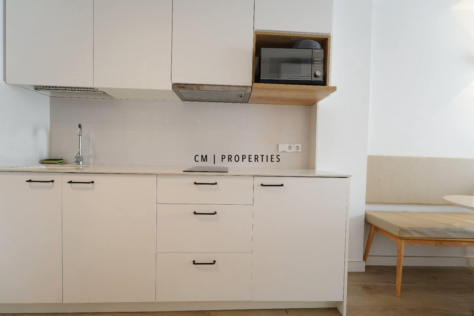 1 slaapkamer Flat te huur in Valencia stad - € 1.150 (Ref: 9400051)