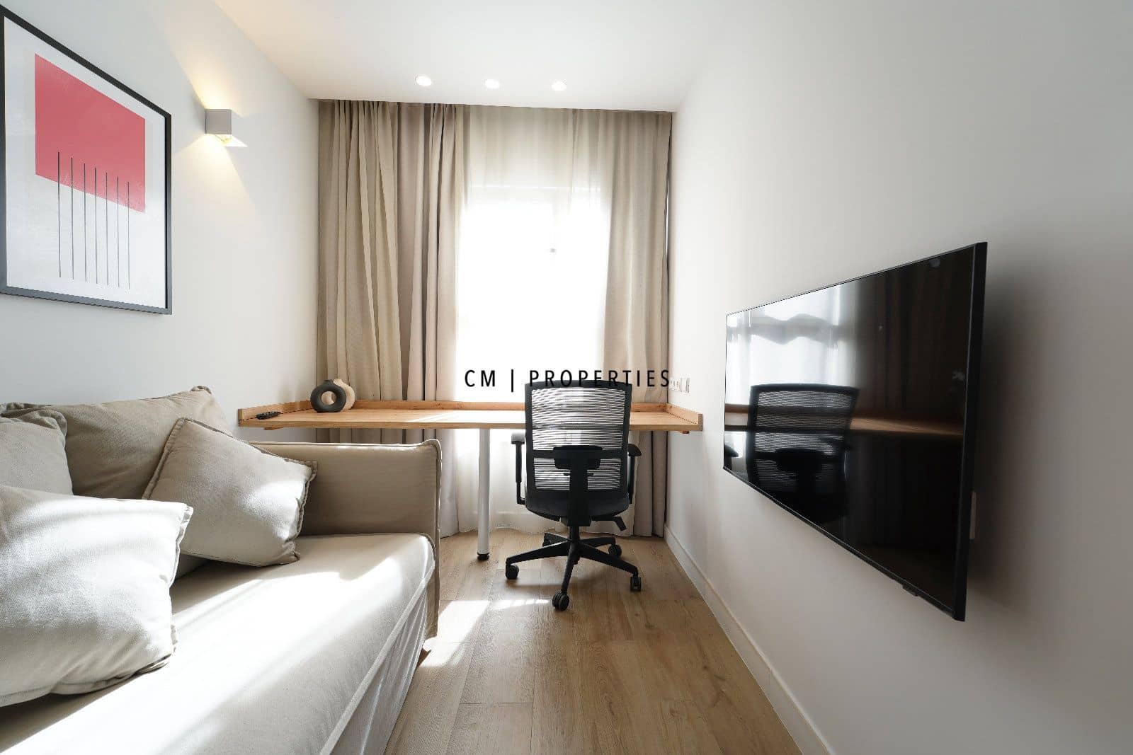 1 slaapkamer Flat te huur in Valencia stad - € 1.150 (Ref: 9400051)