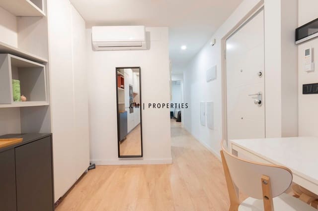 Appartement de 2 chambres à louer à El Mercat, Valence ville - 1 750 € (Ref: 9400052)