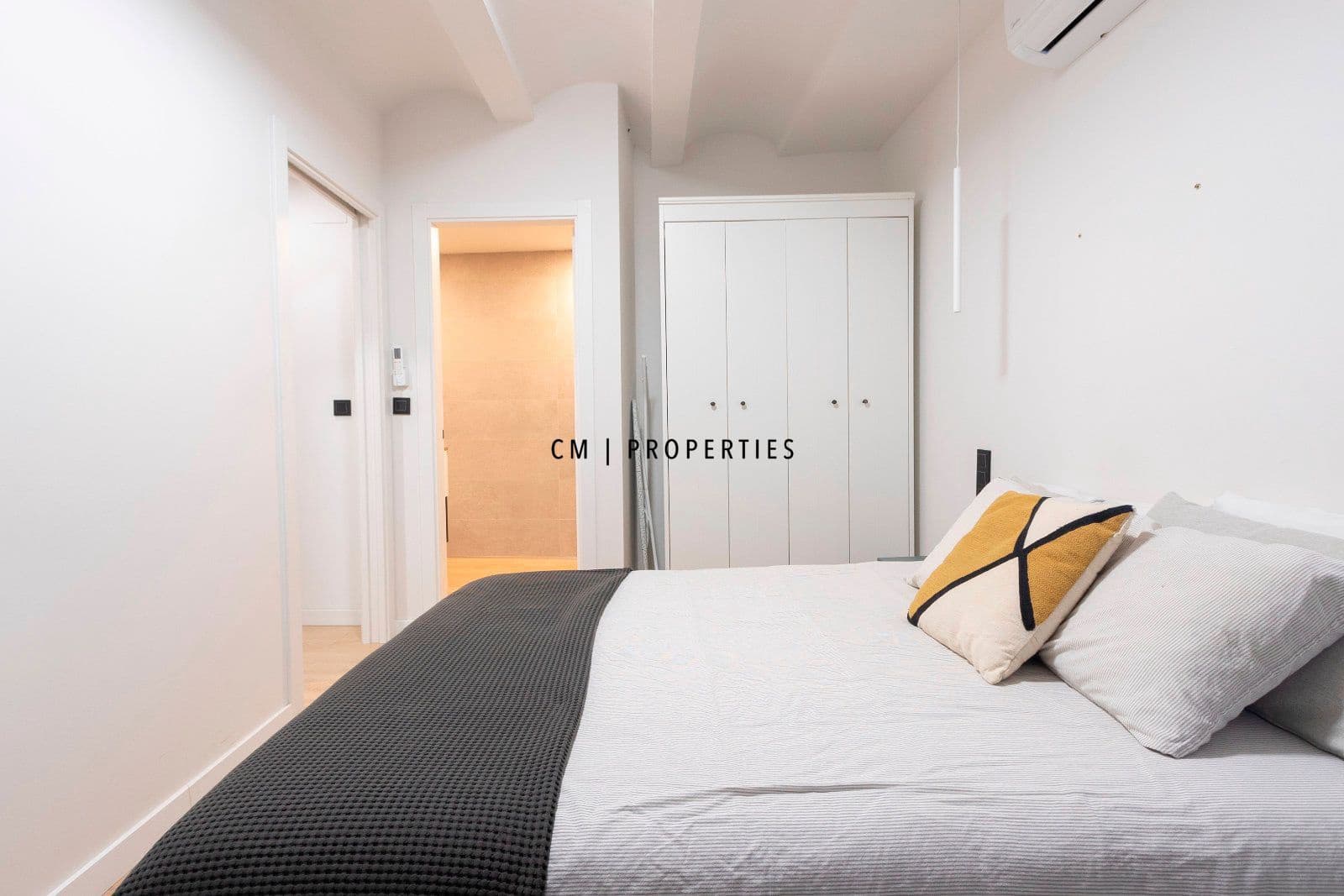 2 camera da letto Appartamento da affittare in Valencia citta - 1.750 € (Rif: 9400052)