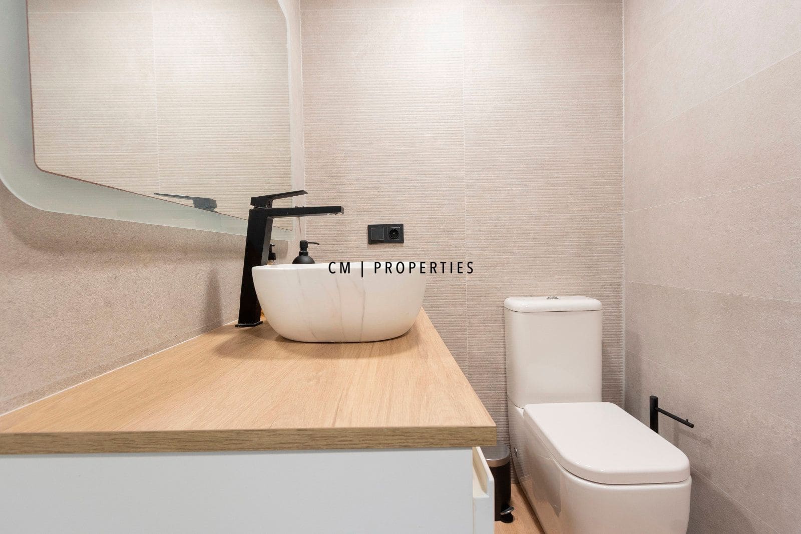 2 camera da letto Appartamento da affittare in Valencia citta - 1.750 € (Rif: 9400052)