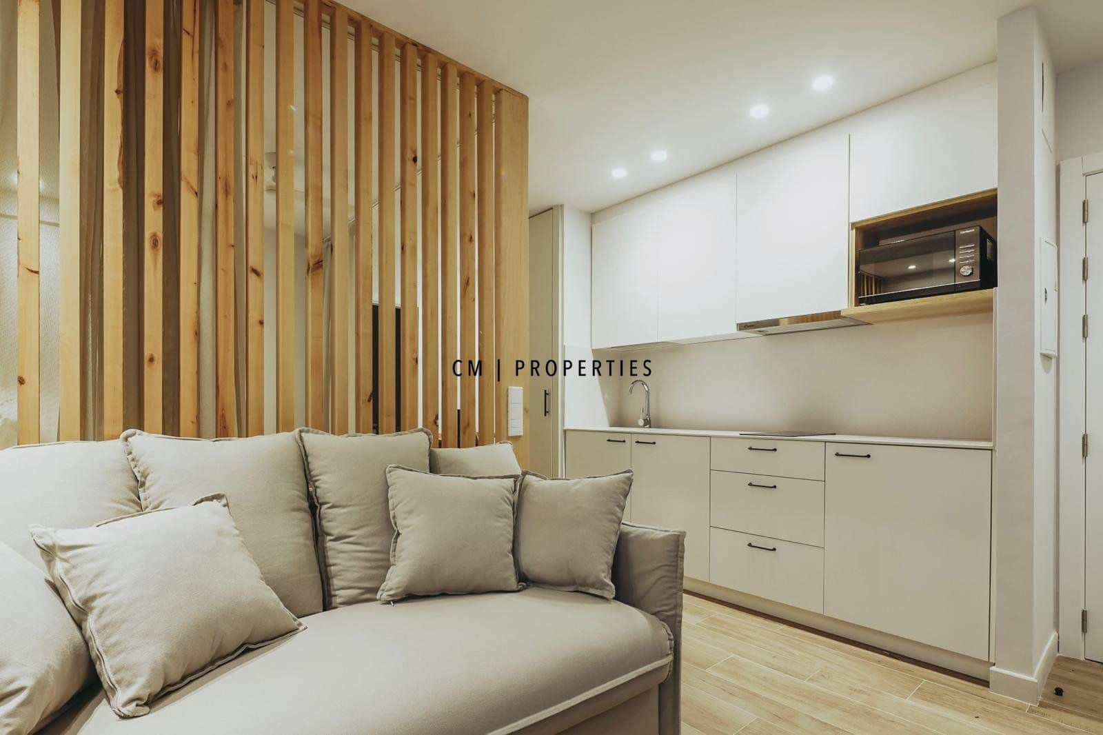 1 slaapkamer Flat te huur in Valencia stad - € 1.200 (Ref: 9400148)