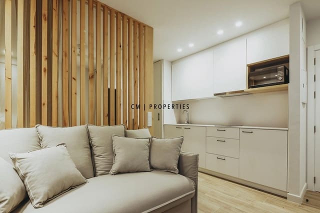 1 soverom Leilighet til leie i Torrefiel, Valencia by - € 1 200 (Ref: 9400148)