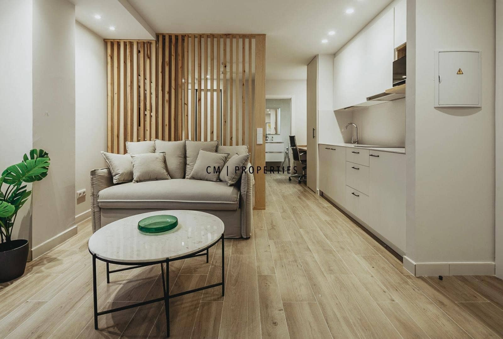 1 slaapkamer Flat te huur in Valencia stad - € 1.200 (Ref: 9400148)