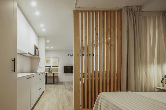 1 soverom Leilighet til leie i Torrefiel, Valencia by - € 1 200 (Ref: 9400148)