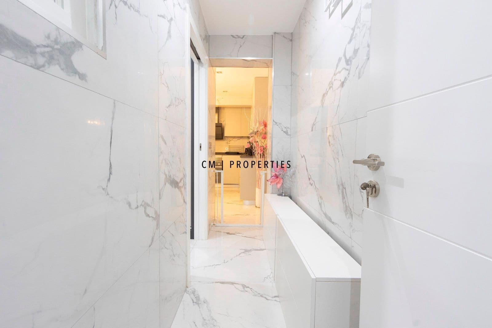 3 slaapkamer Flat te koop in Valencia stad - € 580.000 (Ref: 9402573)