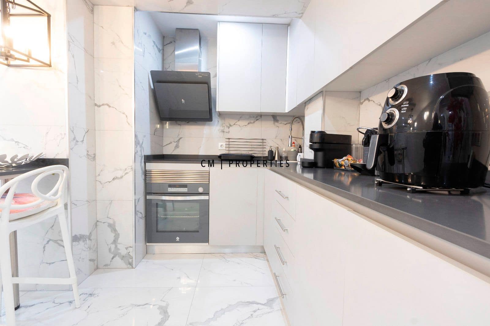 3 slaapkamer Flat te koop in Valencia stad - € 580.000 (Ref: 9402573)