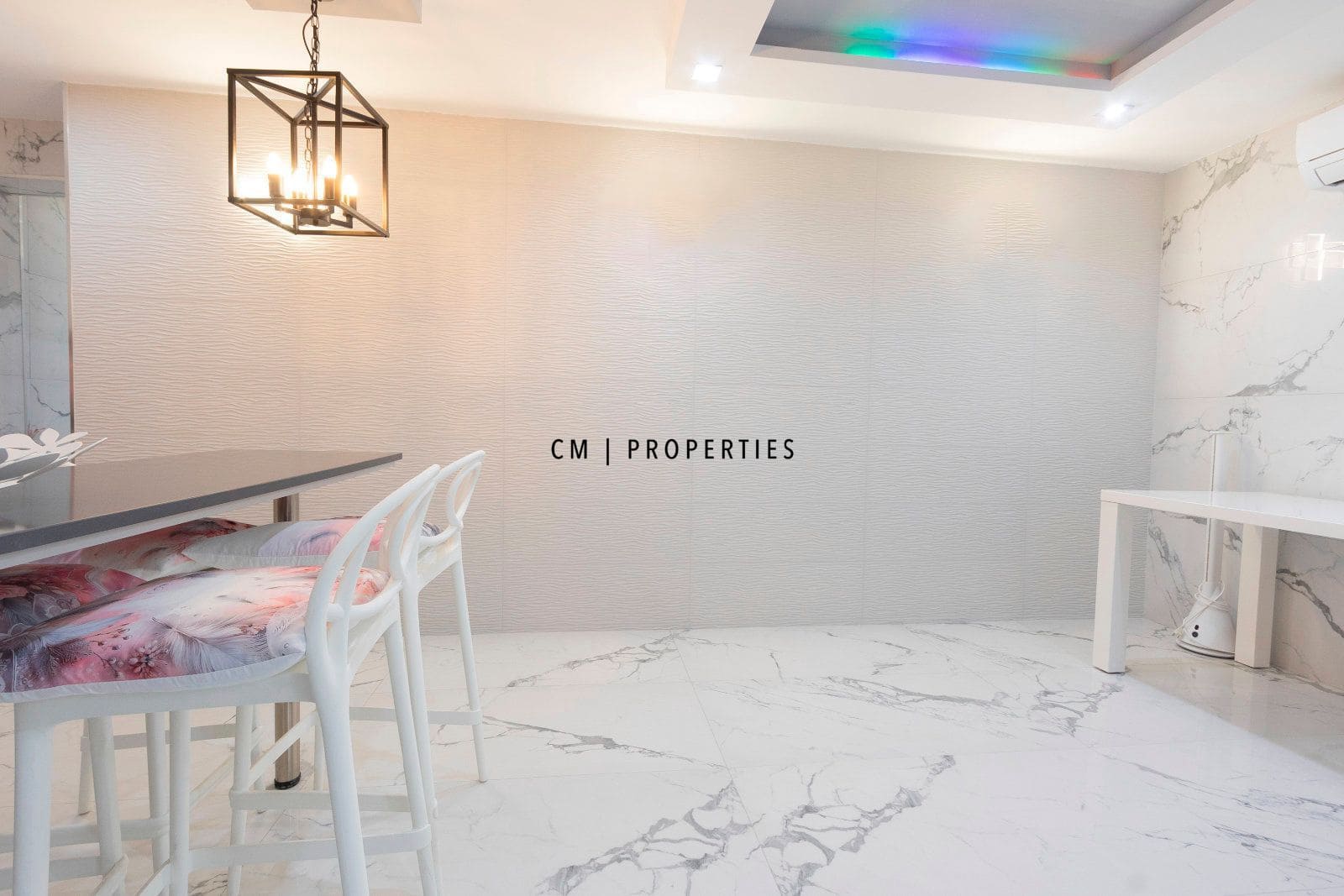 3 slaapkamer Flat te koop in Valencia stad - € 580.000 (Ref: 9402573)