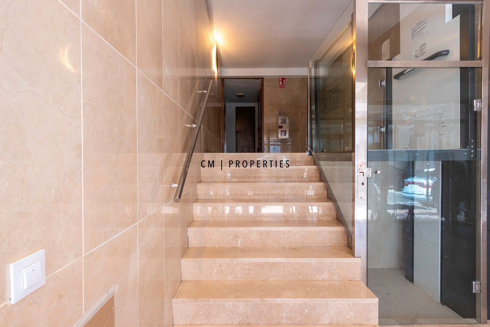 4 camera da letto Appartamento da affittare in Valencia citta con garage - 2.000 € (Rif: 9402574)