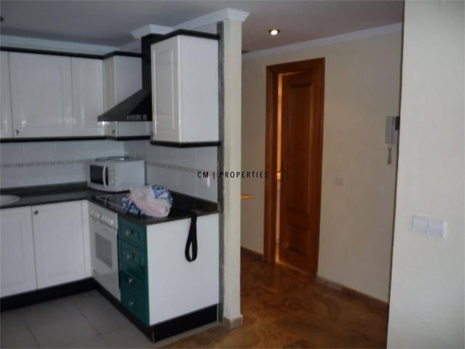 1 makuuhuone Asunto vuokrattavana paikassa Valencia kaupunki mukana uima-altaan 
autotalli - 1 200 € (Ref: 9402575)