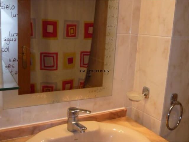 1 sypialnia Mieszkanie do wynajęcia w Ciutat de les Arts i de les Ciencies, Miasto Walencja z basenem garażem - 1 200 € (Ref: 9402575)