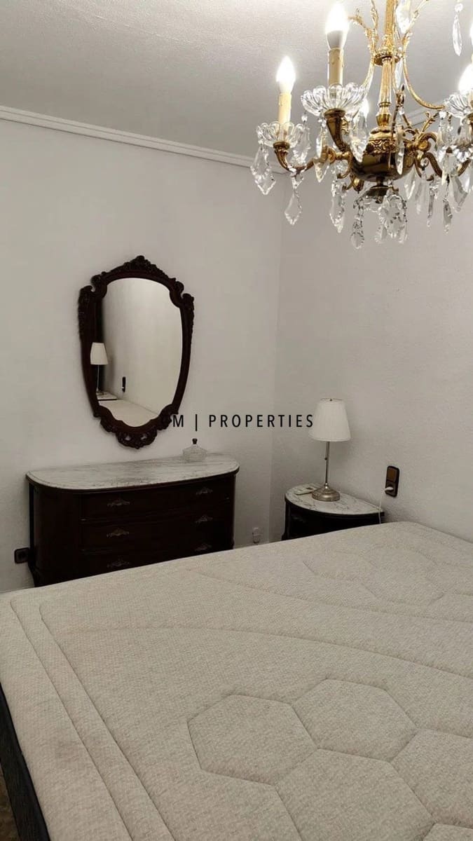 4 makuuhuone Asunto vuokrattavana paikassa Valencia kaupunki - 1 600 € (Ref: 9402747)