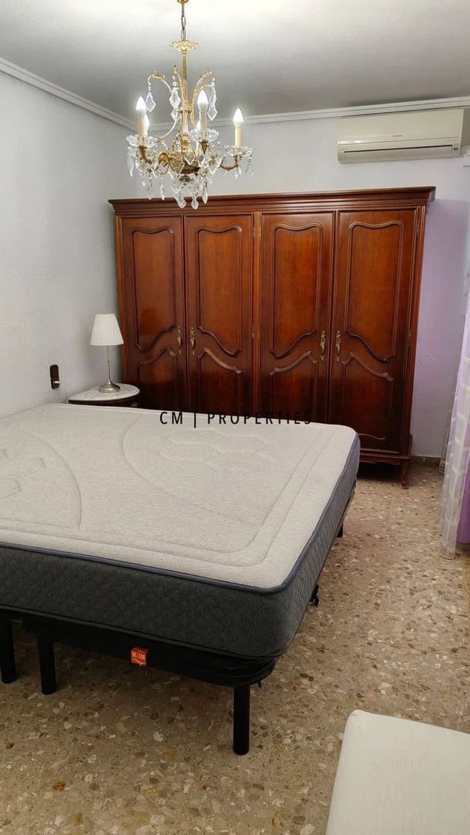 4 makuuhuone Asunto vuokrattavana paikassa Valencia kaupunki - 1 600 € (Ref: 9402747)